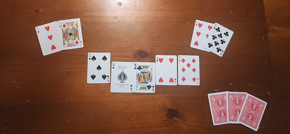https://www.reddit.com/r/poker/comments/1twokr7/club_wpt_gold_hand_history/ - Club WPT Gold 牌局解析:如何利用对手的弃牌倾向获利